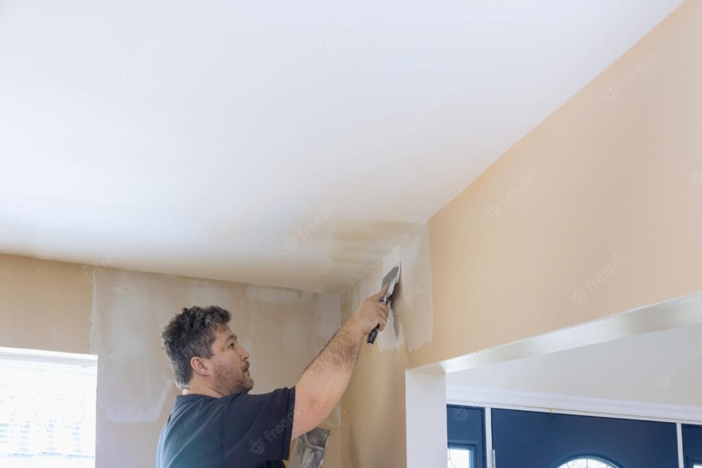 How to plaster a wall: 'Very important' steps for the 'smoothest finish' -  'Avoids bumps